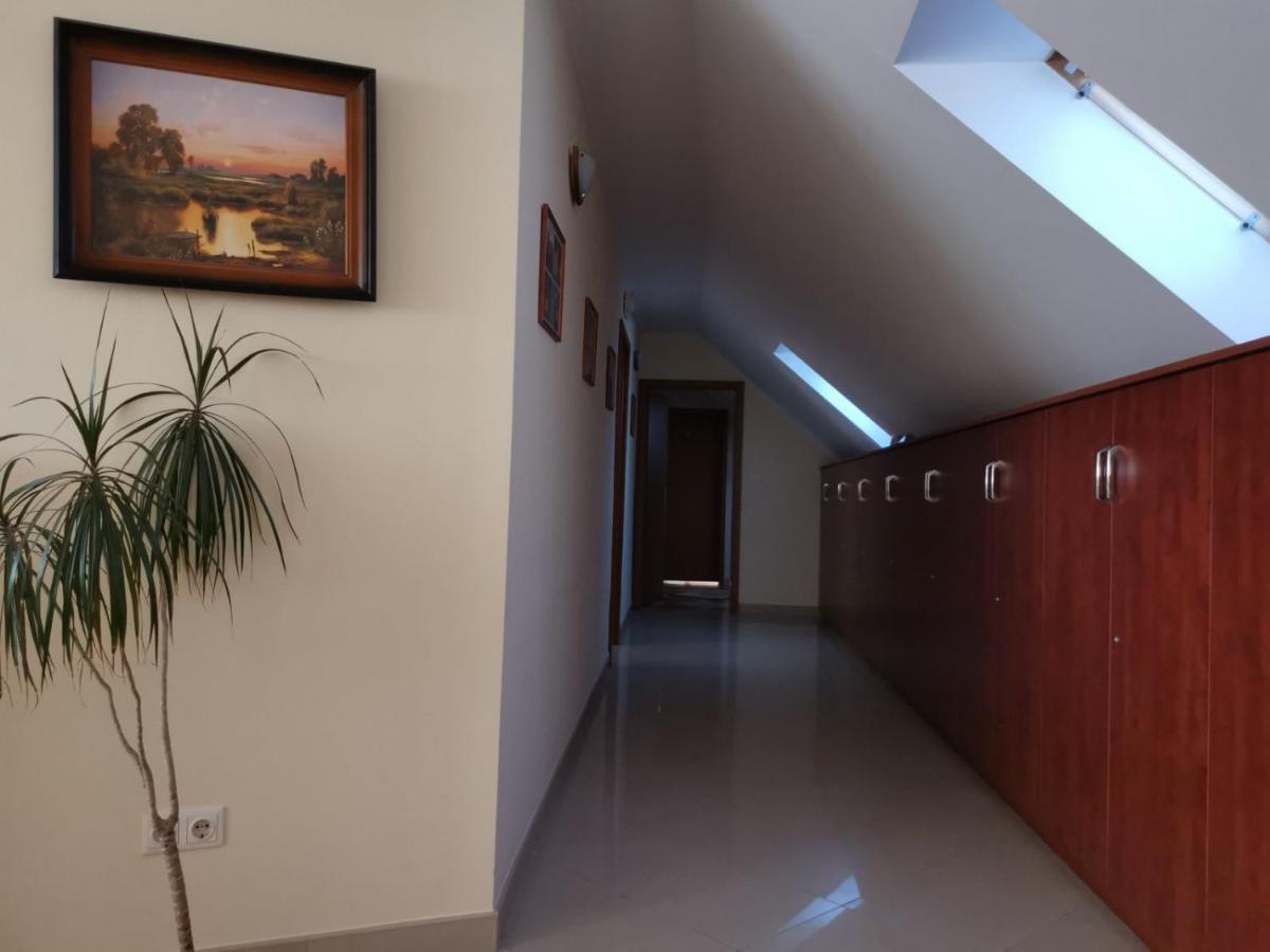 Hotel Harmonia Panzio à Sárospatak Extérieur photo