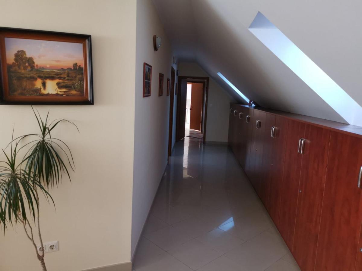 Hotel Harmonia Panzio à Sárospatak Extérieur photo