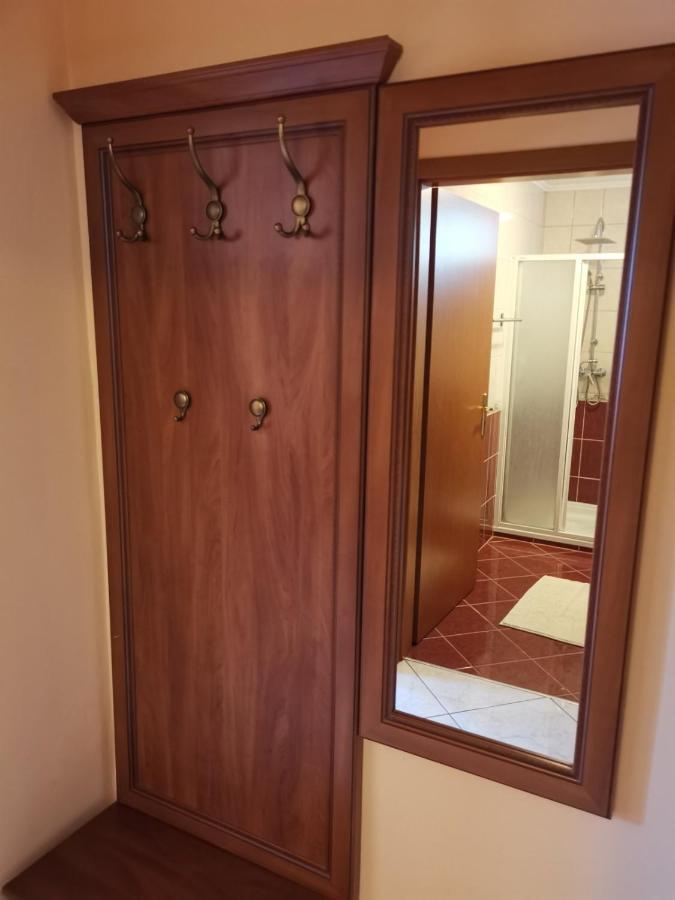 Hotel Harmonia Panzio à Sárospatak Extérieur photo